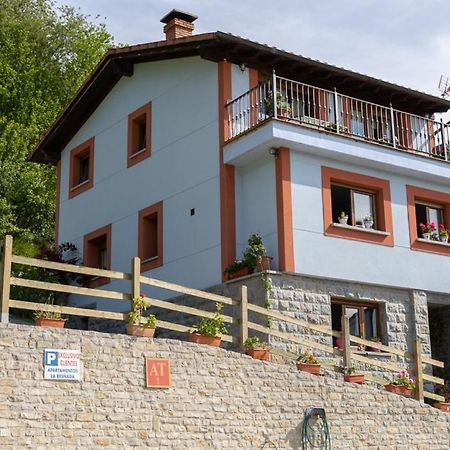 La Besnada Apartamento Onís Exterior foto